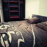 Rez De Jardin Chez Anne 롯지
